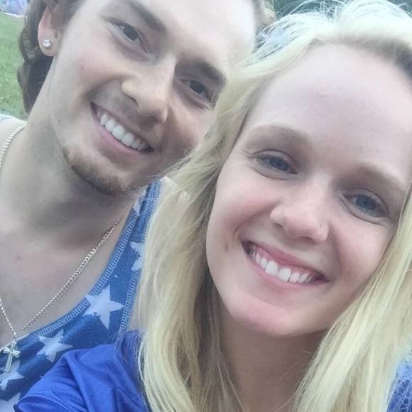 Meet your Posher, Jenna - Picture 1 of 1