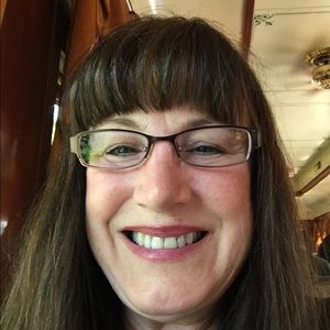 Meet your Posher, Kay