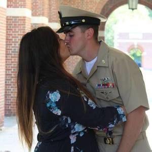 Meet your Posher, Mae linn