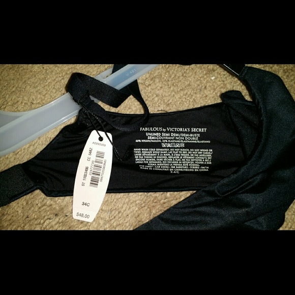 NWT Victoria Secret Fabulous unlined semi demi 34c - Picture 2 of 2