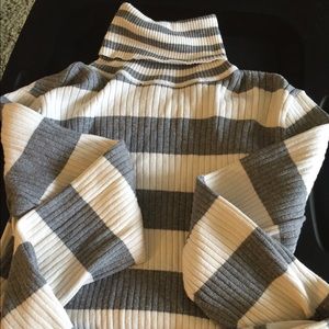 Grey and white LEI stripes sweater