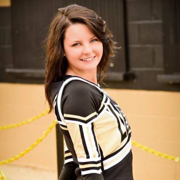 Meet your Posher, Kelsee