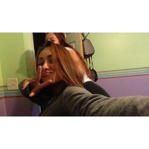 Meet your Posher, Talia