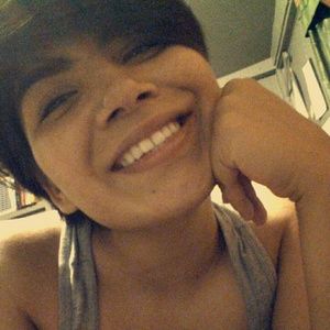 Meet your Posher, Yesenia