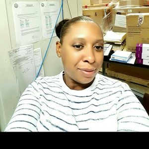 Meet your Posher, Stacy