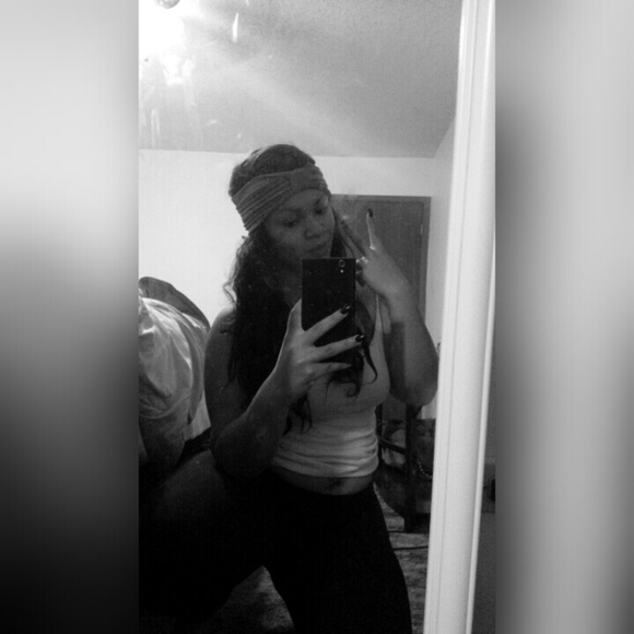 Meet your Posher, Taja