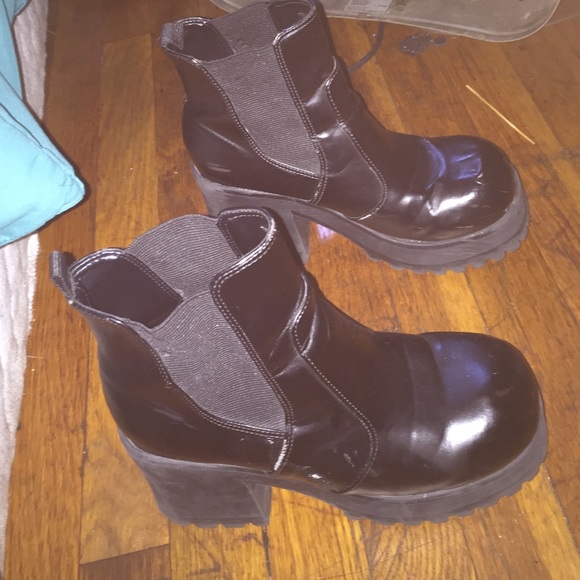 THICK BOOTS 4'