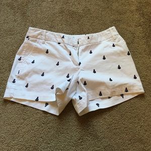 Size 2 shorts *never been worn*