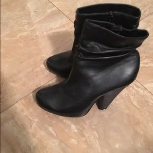 F21 Black booties