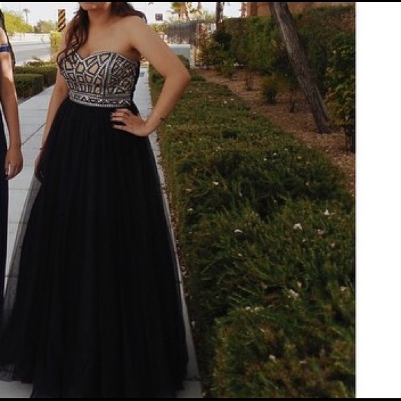 Strapless design prom dress