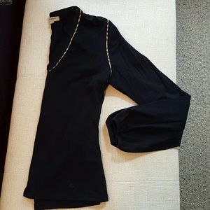 Burberry long sleeve cotton shirt w/ cuffed sleeve