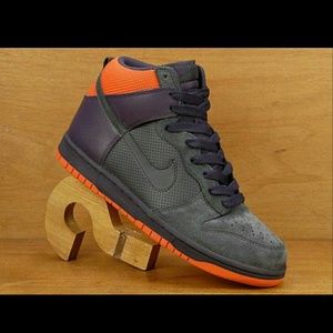 Purple, gray, & Orange NIKE DUNKS