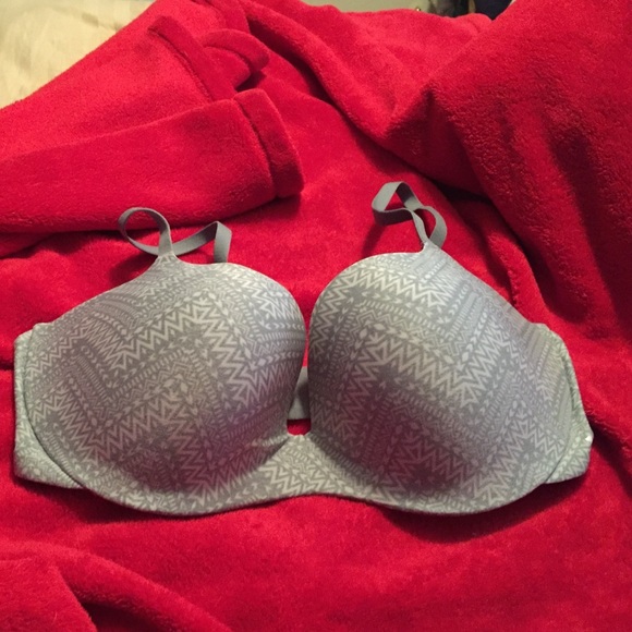 Pink ultimate light left push-up bra