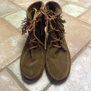 Minnetonka Lace Up Booties