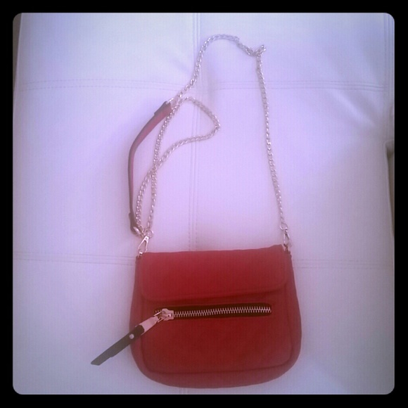 Red Velvet shoulder bag