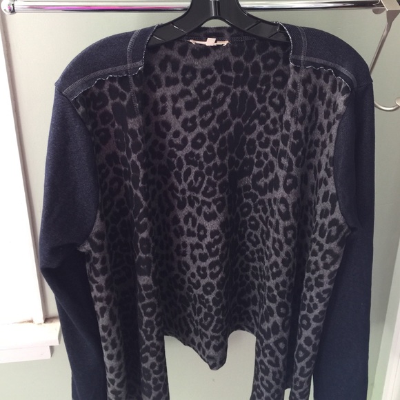 Fun cardigan. Bought from stitch fix!!