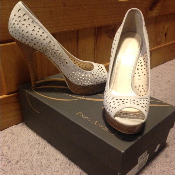 Platform shoes. Excellent condition! Wore twice.