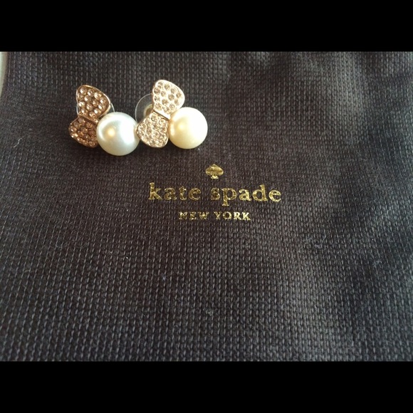 kate spade ♠️ pearls & bows earrings