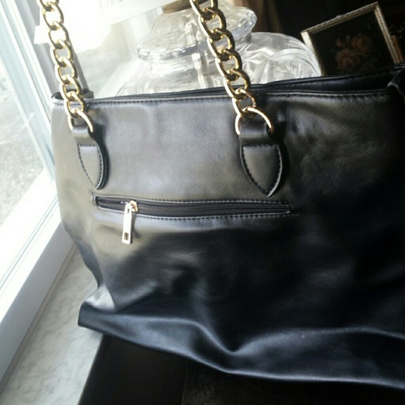 Black purse - Picture 2 of 3