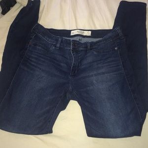 A&F jegging close to new