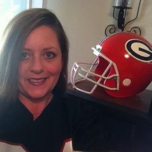 Meet your Posher, Angie