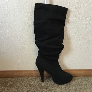 8 1/2 black knee high dress boot