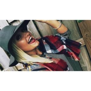 Meet your Posher, Lindsey