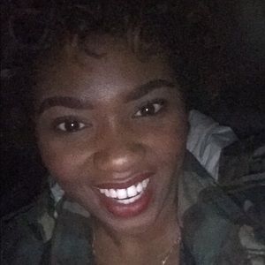 Meet your Posher, Jasmina