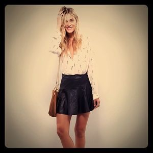 Black/Dark Green printed Free People Skirt Size: 4