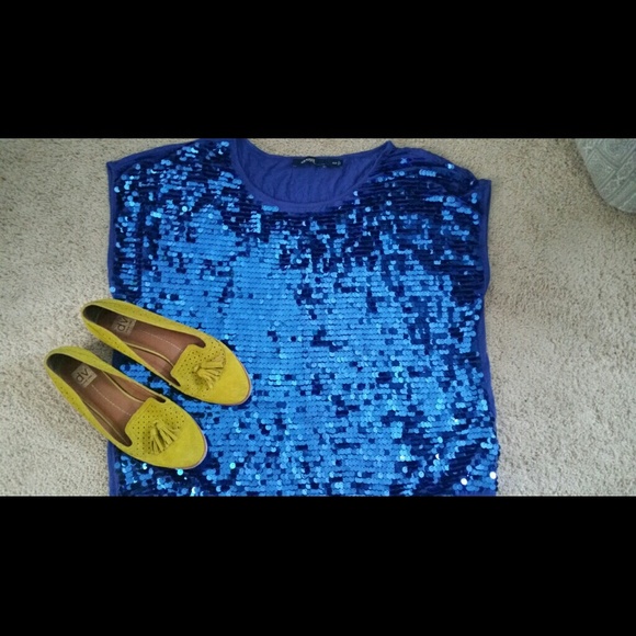 Stunning Blue Sequin cap sleeve top