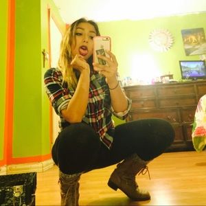 Meet your Posher, Aracely