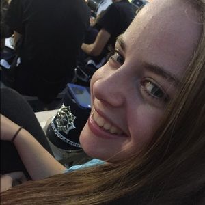 Meet your Posher, Allison