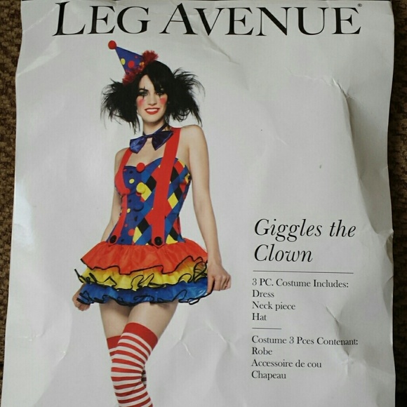 Giggles the Clown Halloween Costume