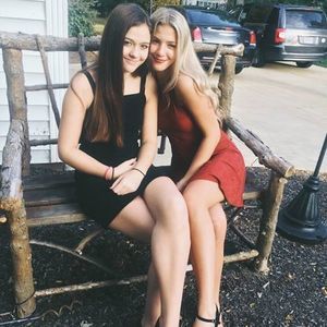 Meet your Posher, Claire