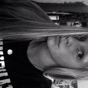 Meet your Posher, Mackenzie