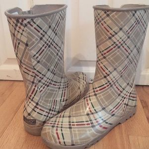 Sperry rain boots