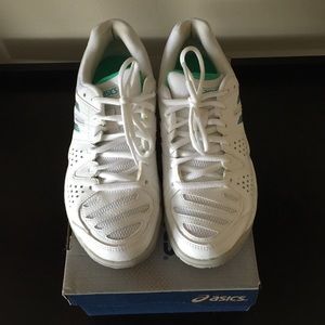 Women's Asics Gel-Dedicate 4 Tennis Shoes.