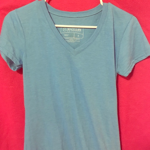 Magellan Outdoors V-Neck