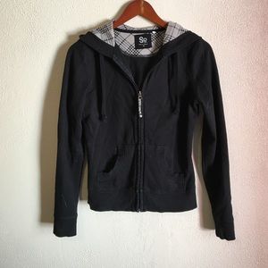 Medium black jacket