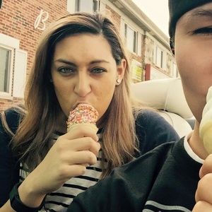 Meet your Posher, Marcela