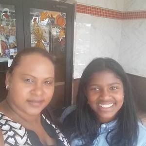 Meet your Posher, Vanessa