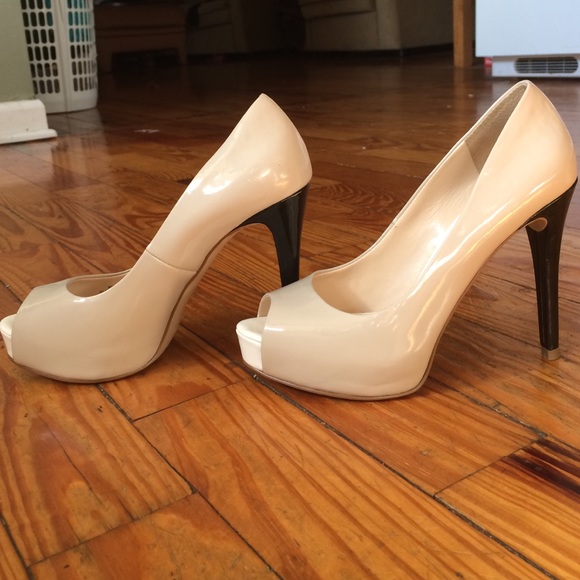 Guess peep toe heels - Picture 4 of 4