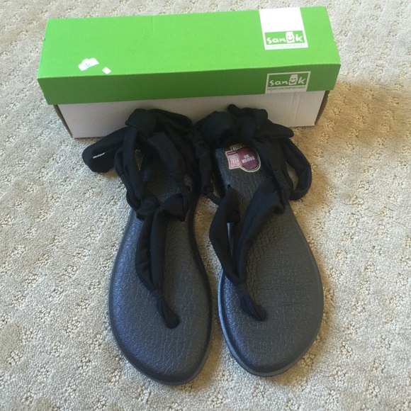 Sanuk Yoga sandals