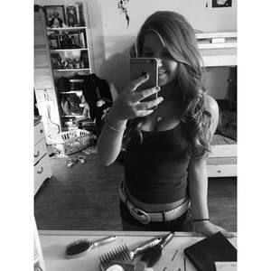 Meet your Posher, Kaila