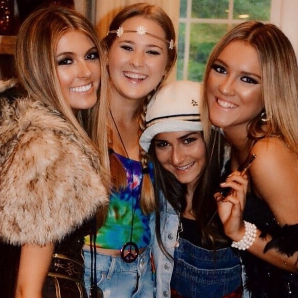 Meet your Posher, Lily - Picture 1 of 1