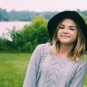 Meet your Posher, Emma