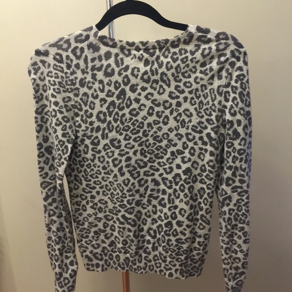 Old Navy Cheetah Print Cardigan - Picture 2 of 3
