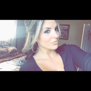 Meet your Posher, Gina