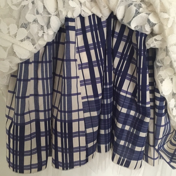 Anthropoligie classic elegant lace dress - Picture 3 of 4