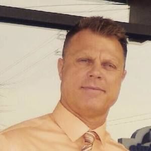 Meet your Posher, Bobby